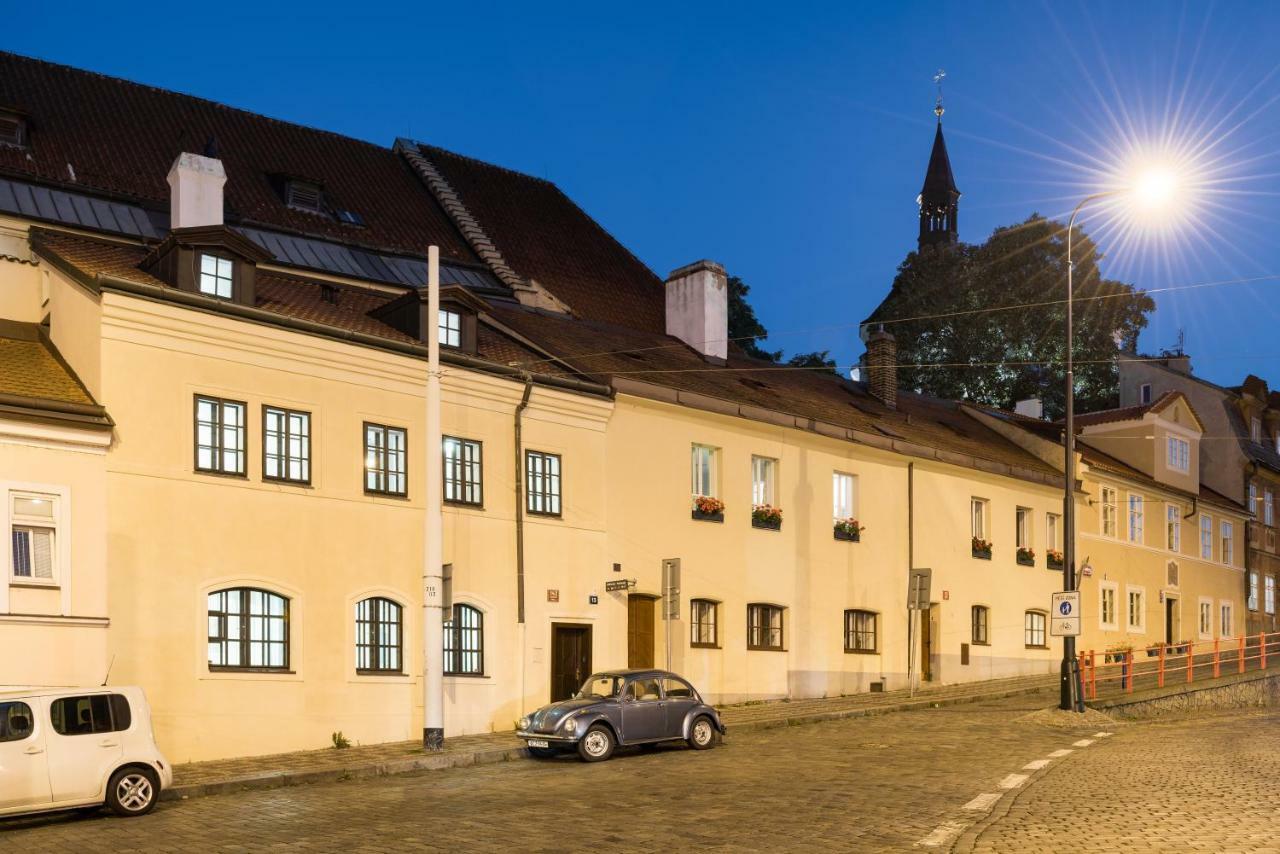 Fancy Apartments By Prague Castle Exterior foto